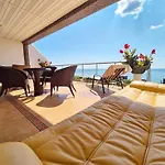 Apartment Vip Sovinion Odesa