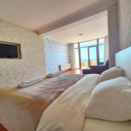 Apartment Vip Sovinion *