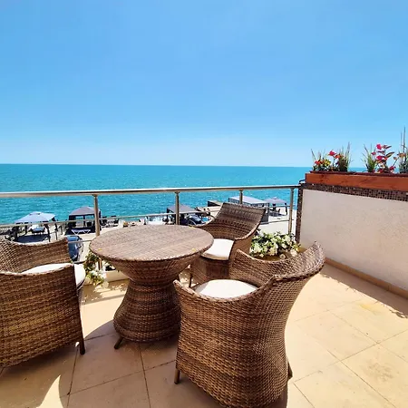 Apartment Vip Sovinion