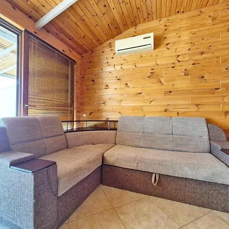 Apartment Vip Sovinion *