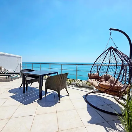 Vip Sovinion Apartment